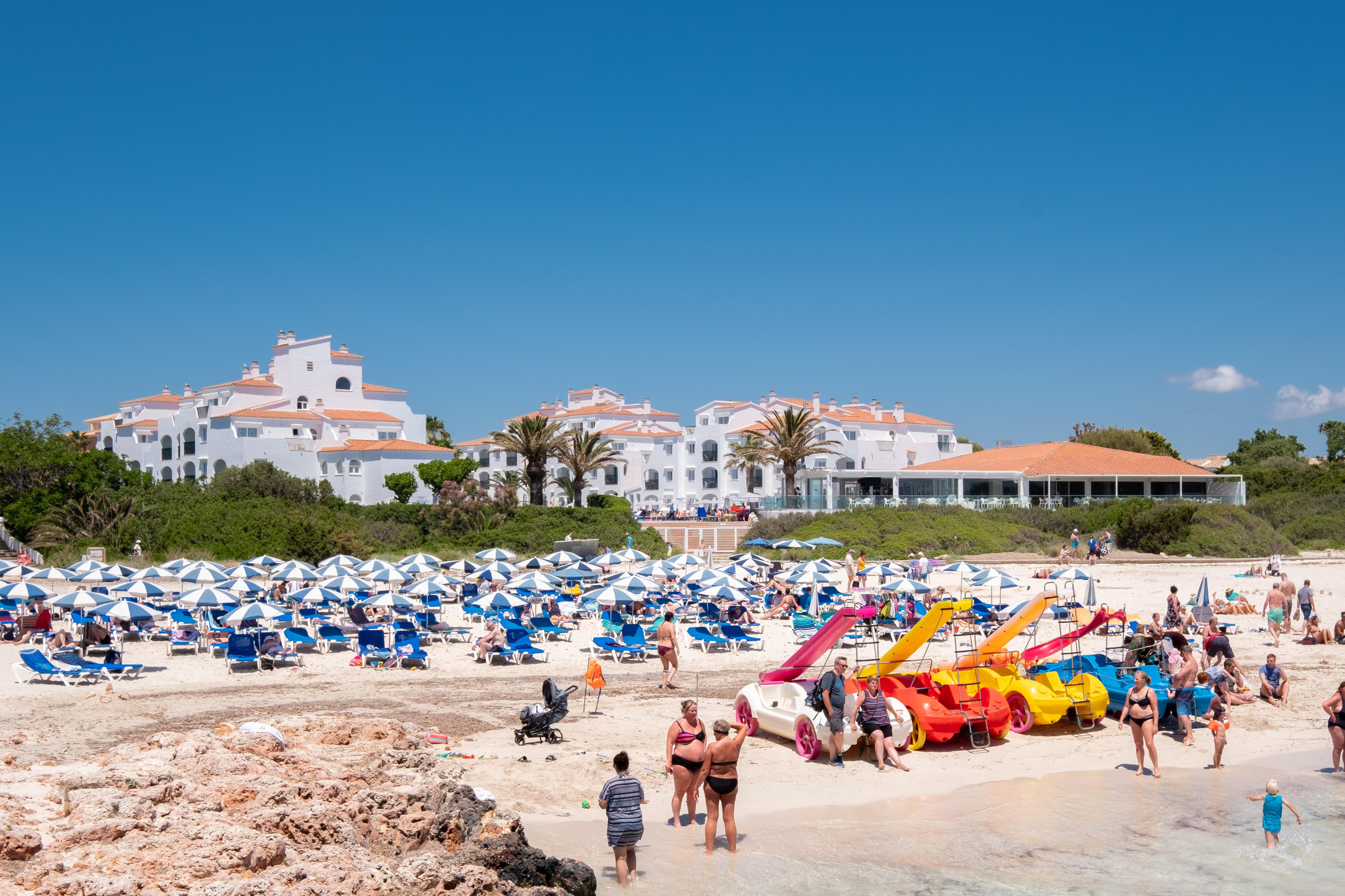 Carema Beach Menorca Cala en Bosch Ngoại thất bức ảnh